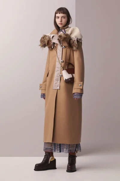 Look 28